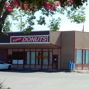 Station Donuts