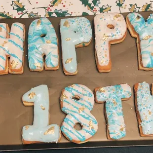 food, dough desserts, donuts