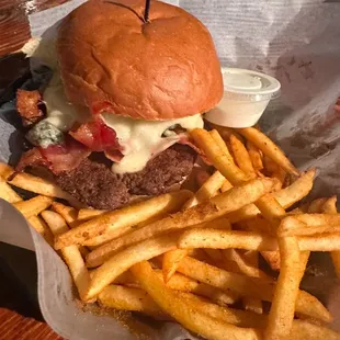 ...fresh cheeseburger w melted crumbled blue, prov, and bacon. MTO style