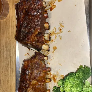 Pork Barbecue Ribs and Broccoli!