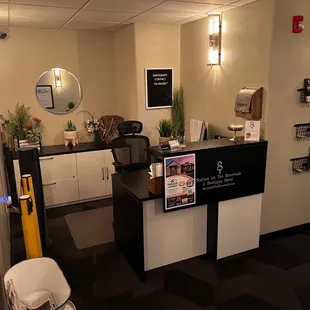Receptionist area.