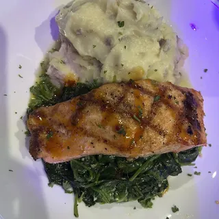 Slammin' Salmon