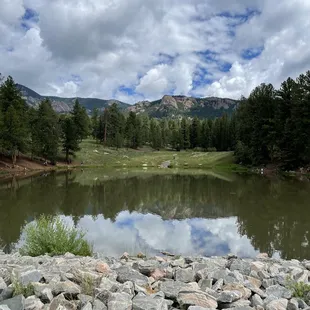Davis Ponds Loop Trail