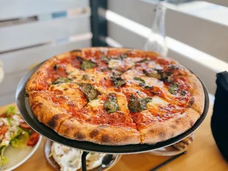 Beachwood Pizza & Beer