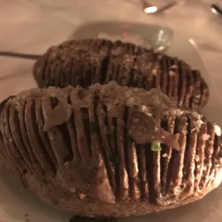 Crispy Hasselback Potato