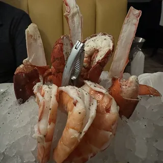 Colossal Shrimp Cocktail**