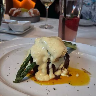 Crab Cake "Oscar"