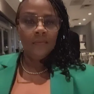 Ellen S.