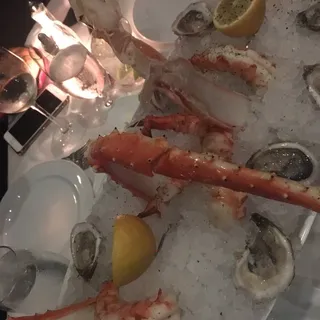 Iced Alaskan King Crab Legs**