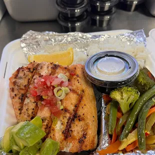 food, grilled fish, seafood, fish, grilled seafood