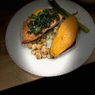 fish, grilled seafood, seafood, food, grilled fish