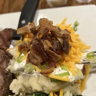 Steak & Anchor Restaurant & Lounge