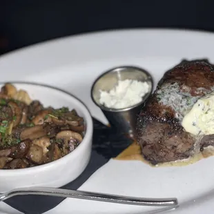 12oz filet and mushrooms