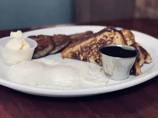 Hugo's Family Restaurant
