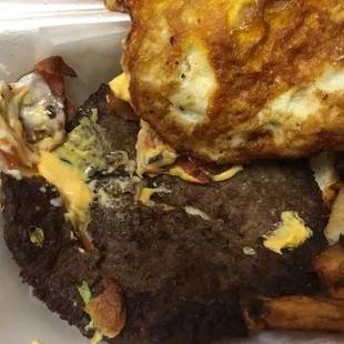 Burger was flat and was in two halves...didn't think burgers were made that way.