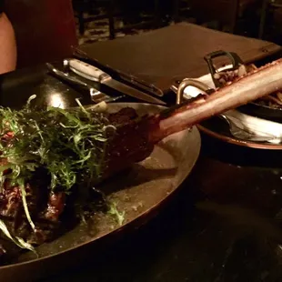 Tomahawk Steak