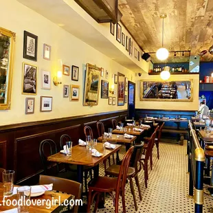 the interior of a restaurant