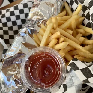 Picanha steak sandwich with fries