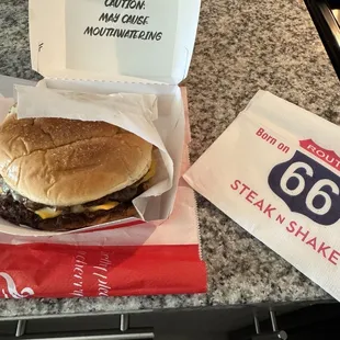Garlic double steakburger with two additional patties