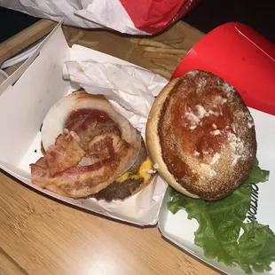 Ketchup on burger asked multiple times for no ketchup