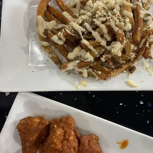 Parm Fries &amp; boneless wings