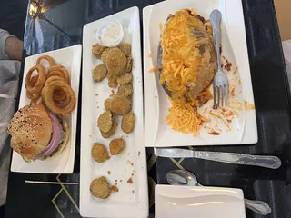 Rum Runners Cafe