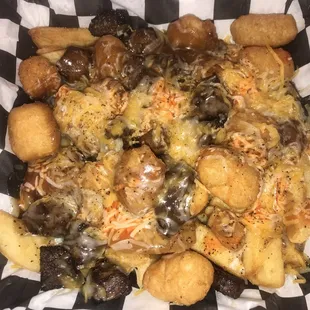 Moo&apos;tine with Steak tips, Cheese Balls, Steak Fries, Cheddar Jack, Mozarella, &amp; Gravy, Steak Tippin Food Truck, Tampa