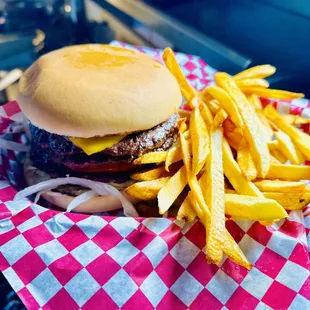 Double Deluxe Burger