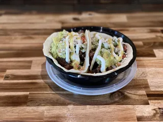 Tres Amigos Grill