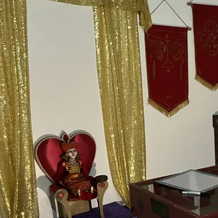 Your objective is to overthrow the evil Queen of Hearts.