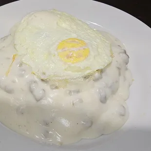 Biscuit &amp; gravy with eggs