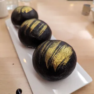 Black Gold Lava Bun (3)