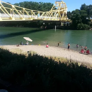 Real nice place. Stop by with my daughter and granddaughter so they could go swimming. Good family atmosphere.