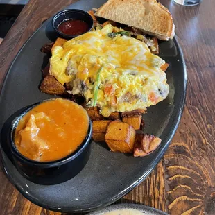 an omelet and sweet potato hash browns