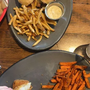 French Dip on the top and fish and chips at the bottom of the photo