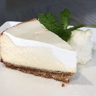 My mom's famous cheesecake