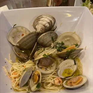 Clams Ala Denapoli with pasta