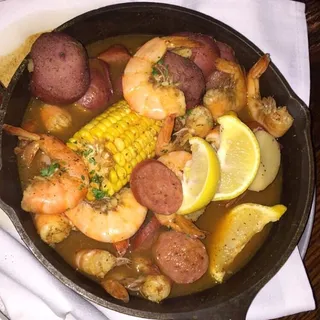 Lowcountry Boil Skillet