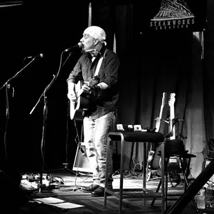 Bill Toms with guest Wil Kondrich