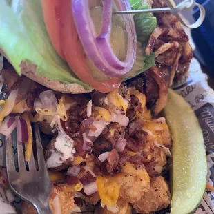 Great atmosphere and the waiter/ bartender was entertaining.