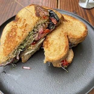 Veggie and Ricotta Sandwich