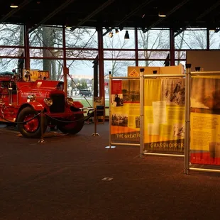 2500+ sq. ft. Exhibit Hall featuring rotating exhibits