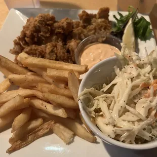 Fried Shrimp or Oyster Platter (oysters)