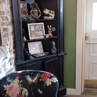 a corner of a living room