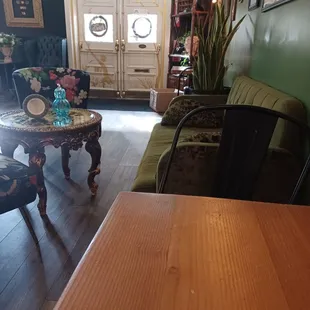 Nice setting for morning tea or coffee.