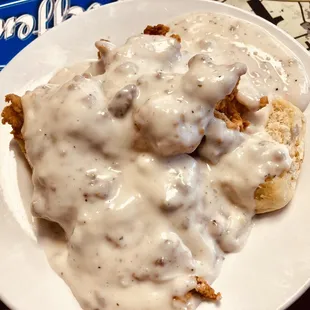 Steffens Restaurant -- chicken and biscuits