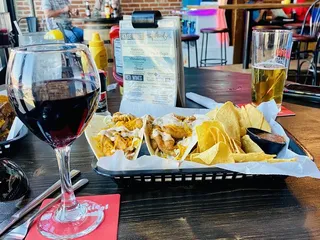Sharky's Pub & Grub