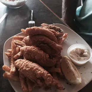 Delicious perch 'basket' $9.99 before 4 pm, $14.99 after 4. Comes with coleslaw too.