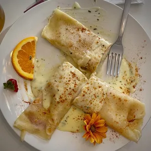 Cordon Bleu Crepes with Bearnaise Sauce