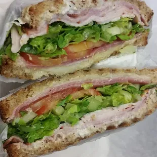 Stella 1 Combo: Pepper Mill Turkey, Black Forest Ham, Genoa Salami, Havarti Cheese, Lettuce, &amp; Tomato.
 
 Delicious!